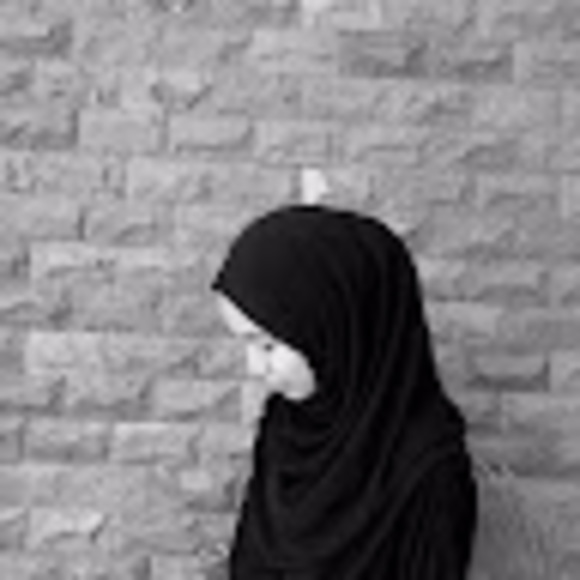 Meet your Posher, Raida - Picture 1 of 1